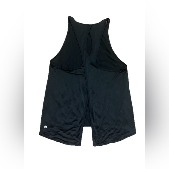 lululemon athletica Tops - Lululemon Black Racerback Tank Top Split Back Lightweight Size Small (0705)